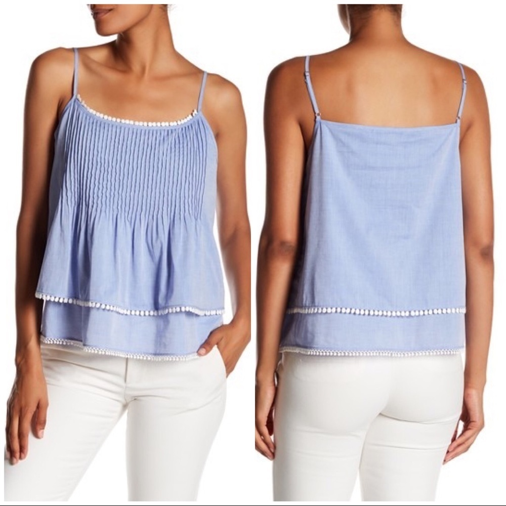 NWT T Tahari Vera Blouse Large light blue tank top chambray white